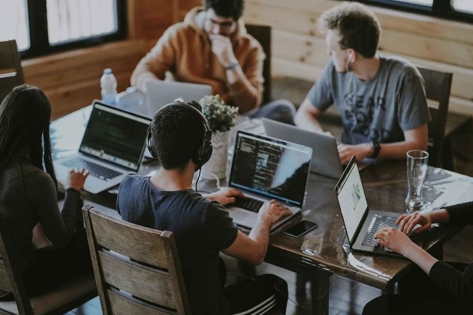 AI Automation – Symbolfoto